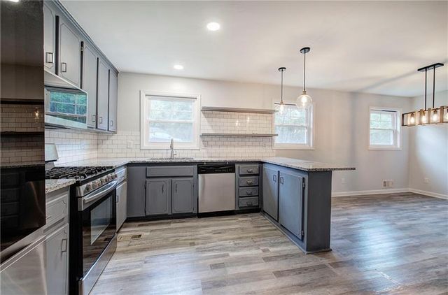 5217 Highland Trail, Acworth, GA 30102