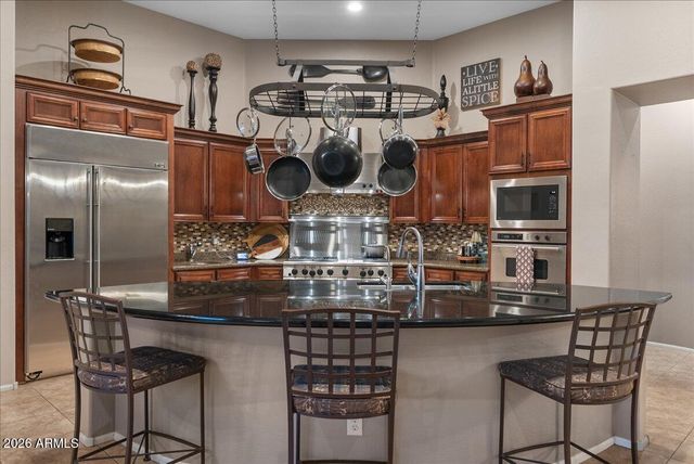 6427 S MAGIC Court, Gilbert, AZ 85298
