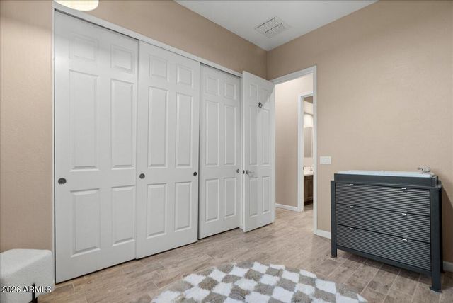 6427 S MAGIC Court, Gilbert, AZ 85298