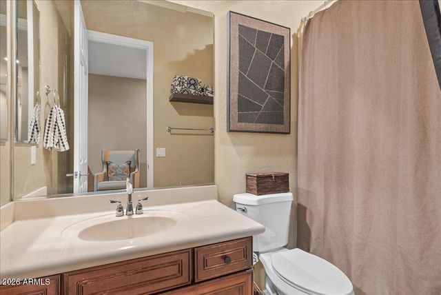 6427 S MAGIC Court, Gilbert, AZ 85298