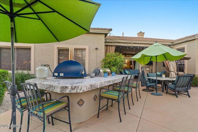 6427 S MAGIC Court, Gilbert, AZ 85298