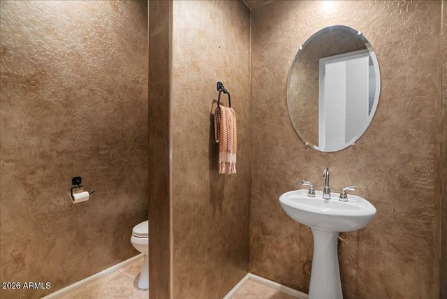 6427 S MAGIC Court, Gilbert, AZ 85298
