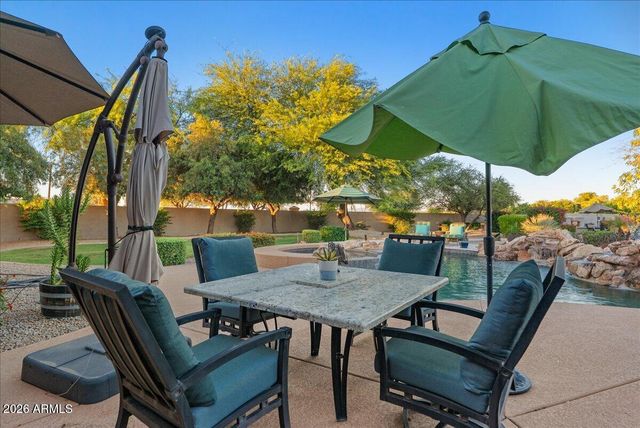 6427 S MAGIC Court, Gilbert, AZ 85298
