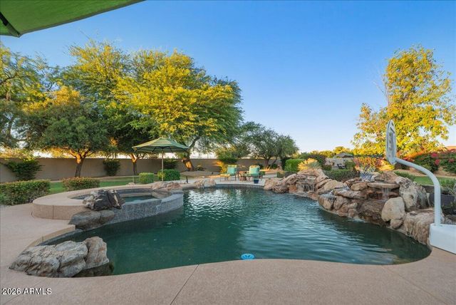 6427 S MAGIC Court, Gilbert, AZ 85298