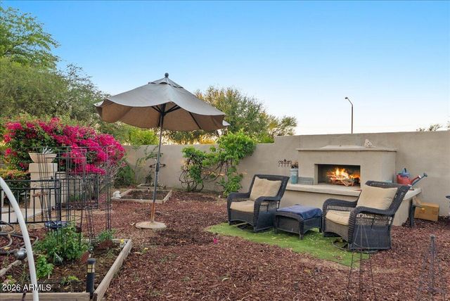 6427 S MAGIC Court, Gilbert, AZ 85298