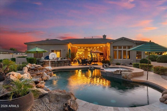 6427 S MAGIC Court, Gilbert, AZ 85298
