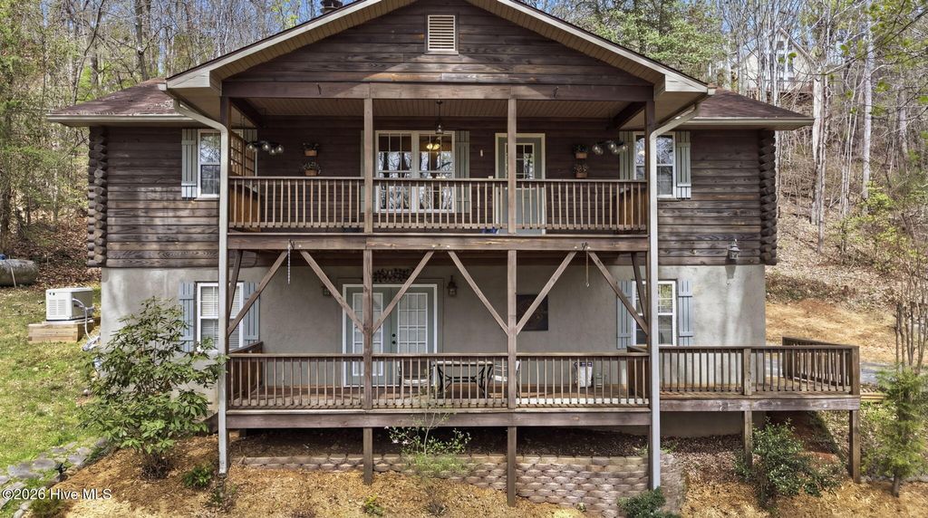 359 Whippoorwill Trail, Franklin, NC 28734