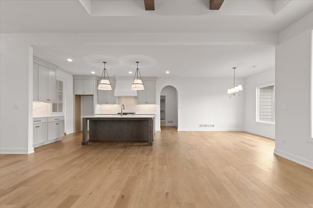 301 ASH DOWN DR, Columbia, MO 65201