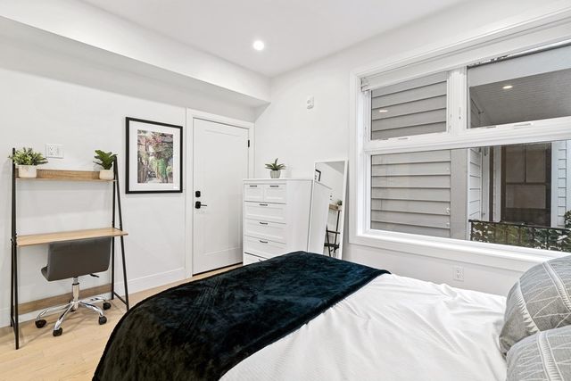 71 Border St 302, Boston, MA 02128