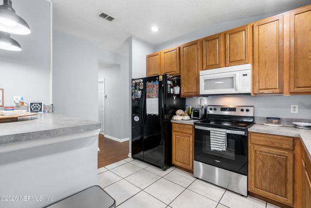 695 BELLSHIRE Drive, Orange Park, FL 32065