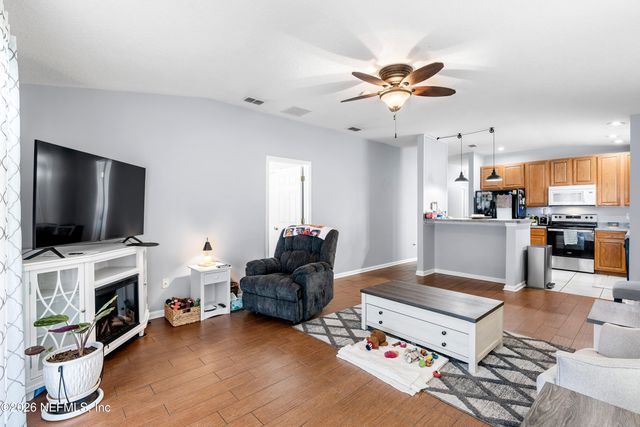 695 BELLSHIRE Drive, Orange Park, FL 32065