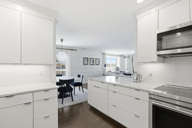 64 Broad Reach 212, Weymouth, MA 02191
