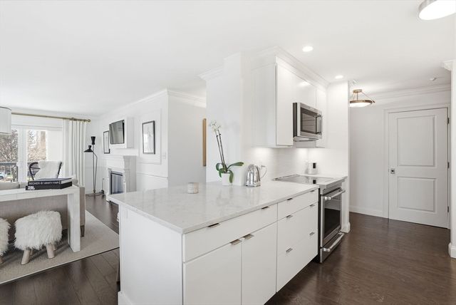 64 Broad Reach 212, Weymouth, MA 02191