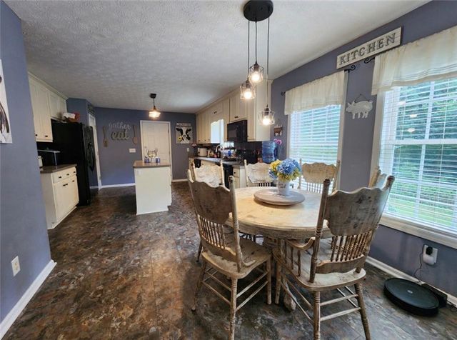 7870 S Giles Road, Douglasville, GA 30135