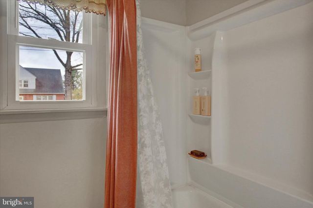233 LURGAN AVENUE AVE, Shippensburg, PA 17257