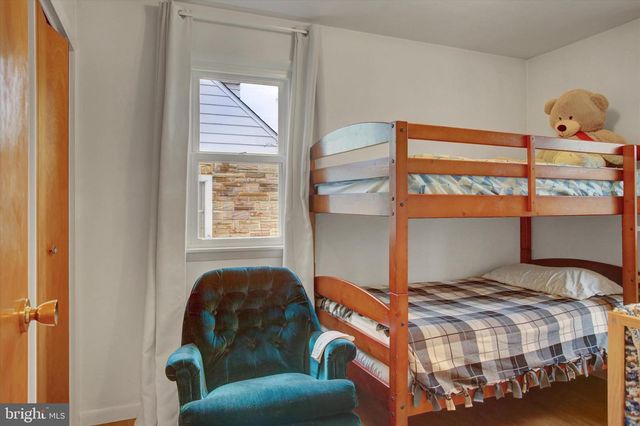 233 LURGAN AVENUE AVE, Shippensburg, PA 17257