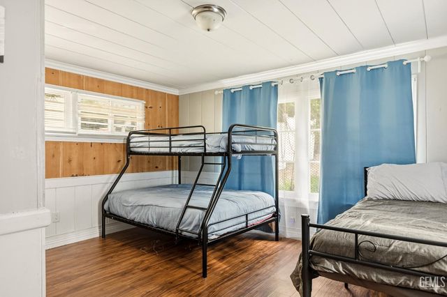 27472 Meadow Drive, Lake Arrowhead, CA 92352