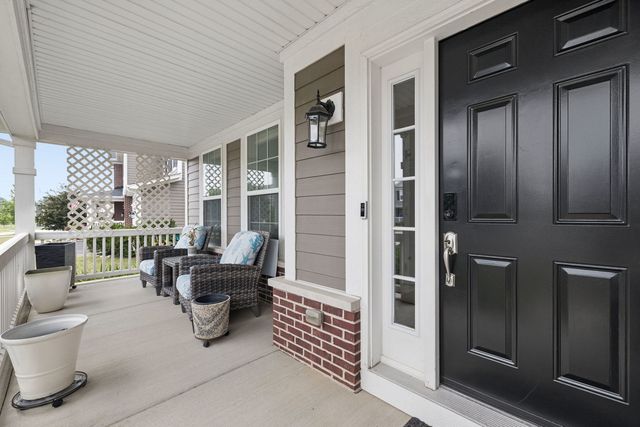 13824 Amelia Drive, Lemont, IL 60439