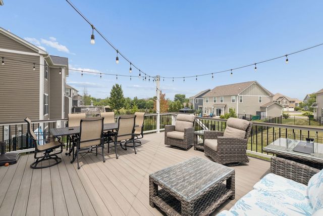 13824 Amelia Drive, Lemont, IL 60439