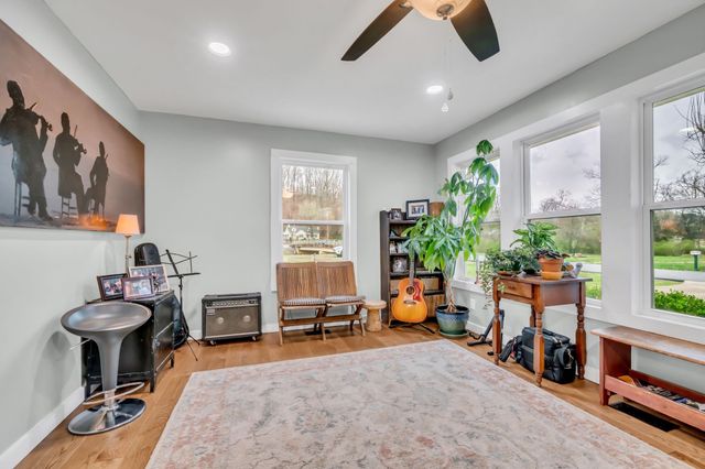 101 Simpson Ave, Waverly, TN 37185