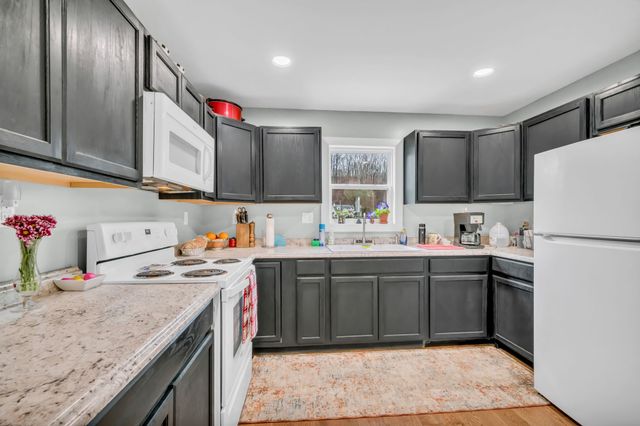 101 Simpson Ave, Waverly, TN 37185