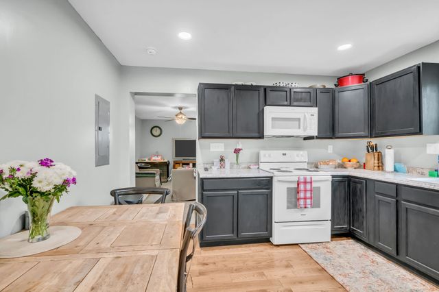 101 Simpson Ave, Waverly, TN 37185