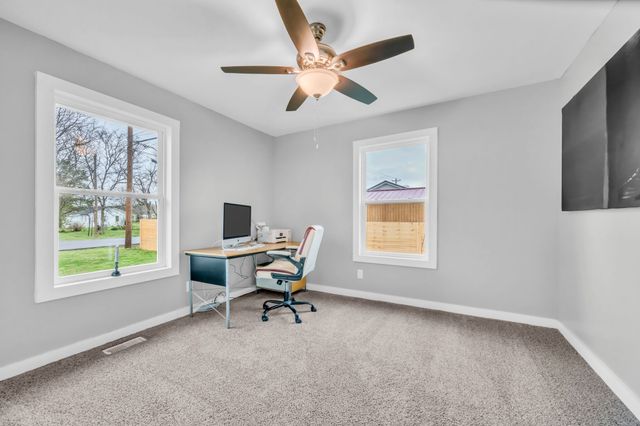 101 Simpson Ave, Waverly, TN 37185