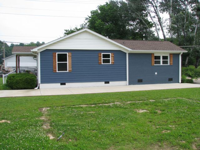 101 Simpson Ave, Waverly, TN 37185