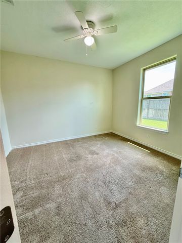 3677 Rabbit Lane, Bryan, TX 77808