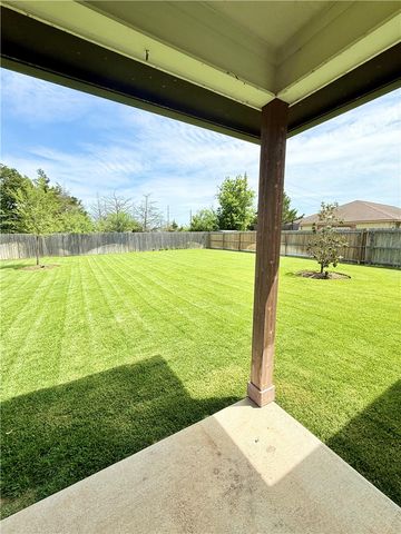 3677 Rabbit Lane, Bryan, TX 77808