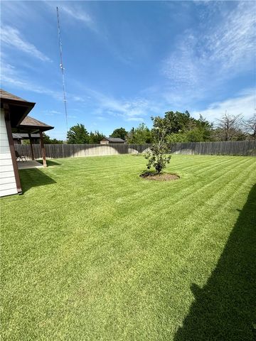3677 Rabbit Lane, Bryan, TX 77808