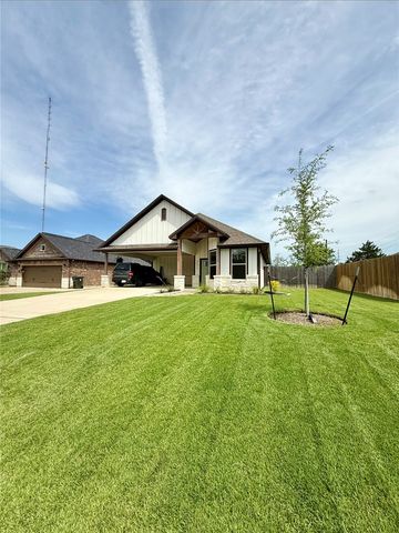 3677 Rabbit Lane, Bryan, TX 77808