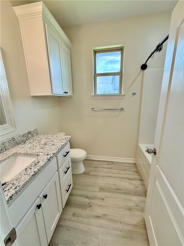 3677 Rabbit Lane, Bryan, TX 77808