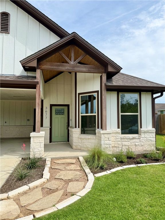 3677 Rabbit Lane, Bryan, TX 77808