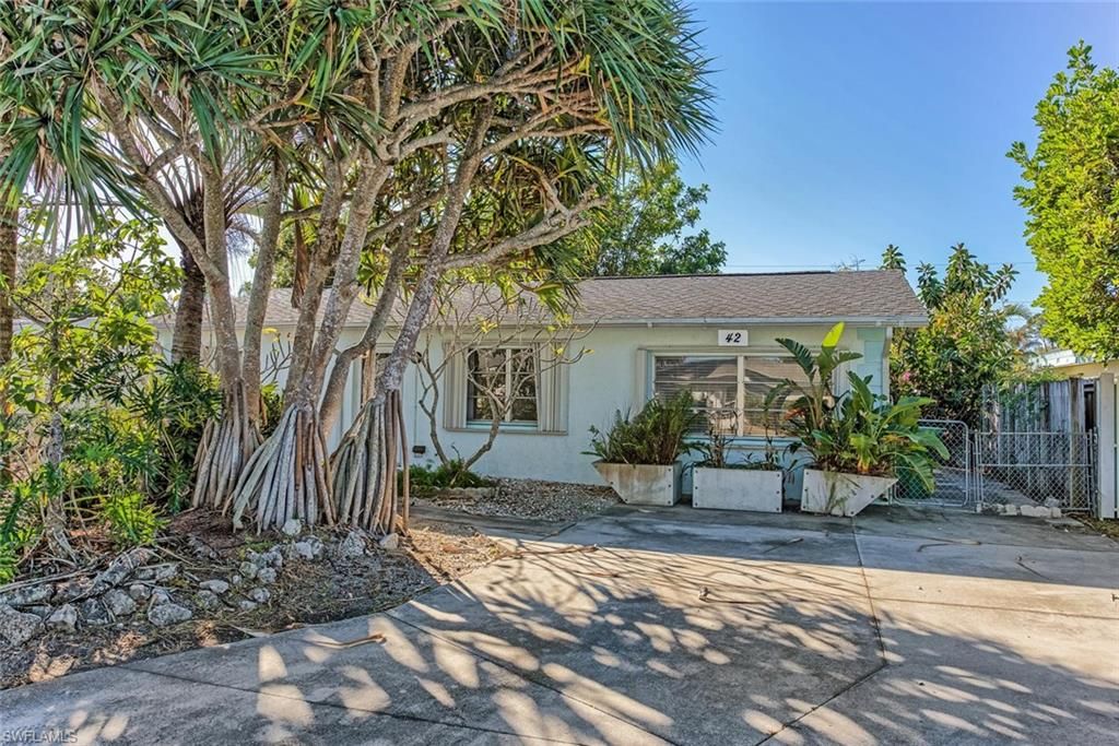 42 4th ST, Bonita Springs, FL 34134
