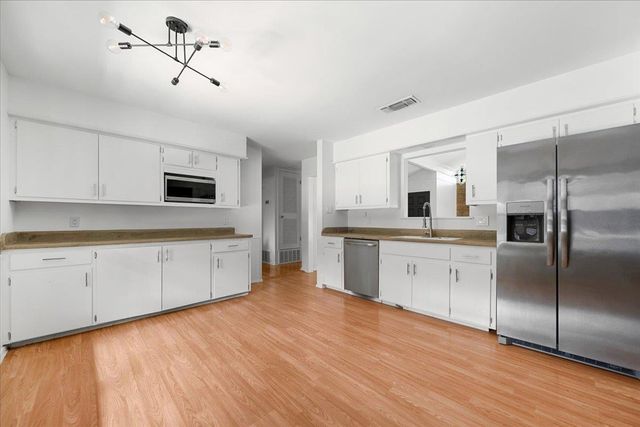 3605 Winfield CV, Austin, TX 78704