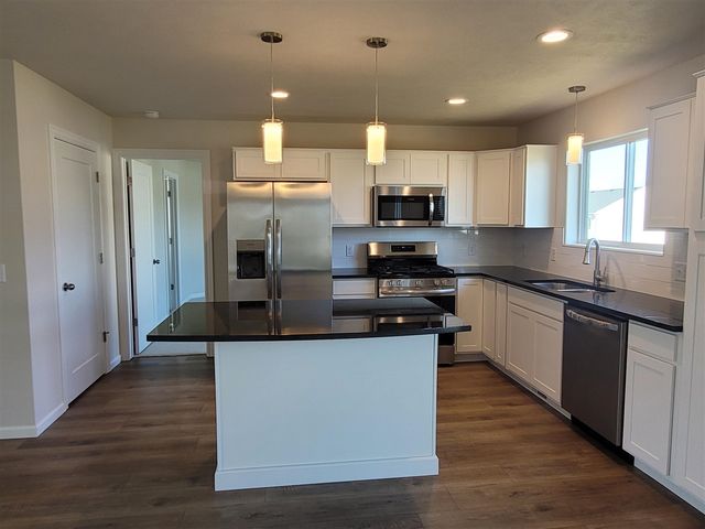 4243 Butternut Drive, Wayland, MI 49348