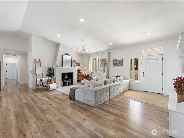 429 Dakota Heights Drive, Cle Elum, WA 98922