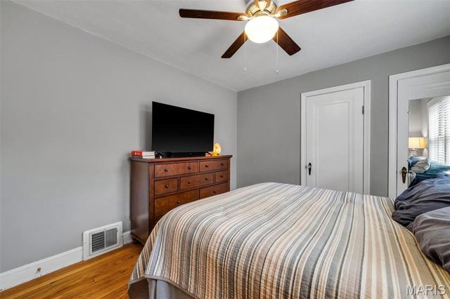 5563 Devonshire Avenue, St Louis, MO 63109