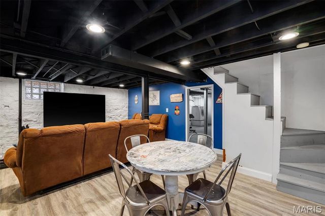 5563 Devonshire Avenue, St Louis, MO 63109