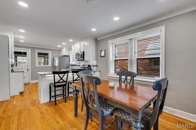 5563 Devonshire Avenue, St Louis, MO 63109