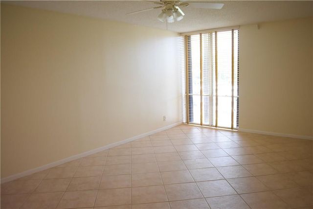 1301 River Reach Drive 308, Fort Lauderdale, FL 33315