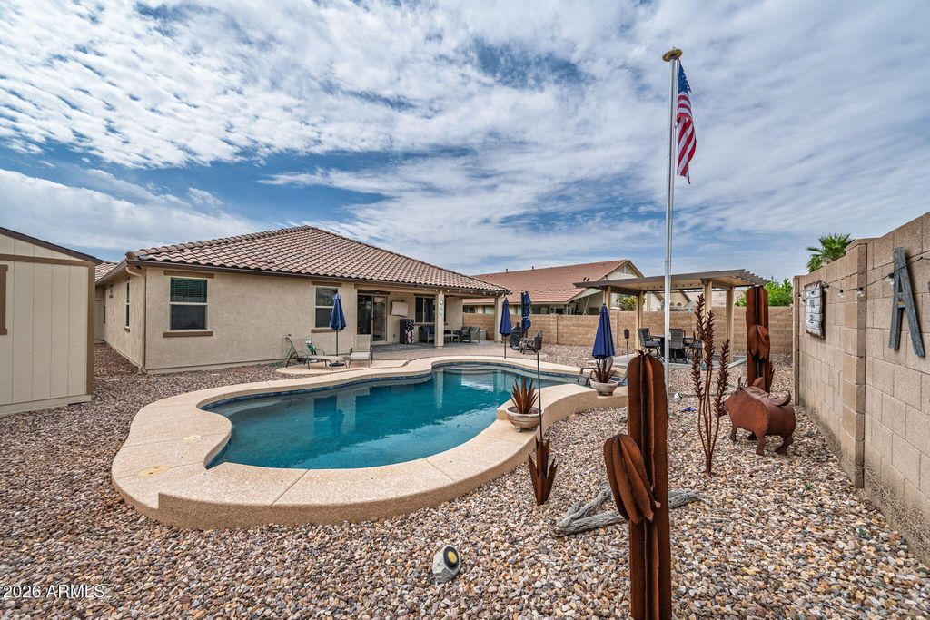 Image 11 of property listing at 40614 W HOPPER Drive, Maricopa, AZ 85138
