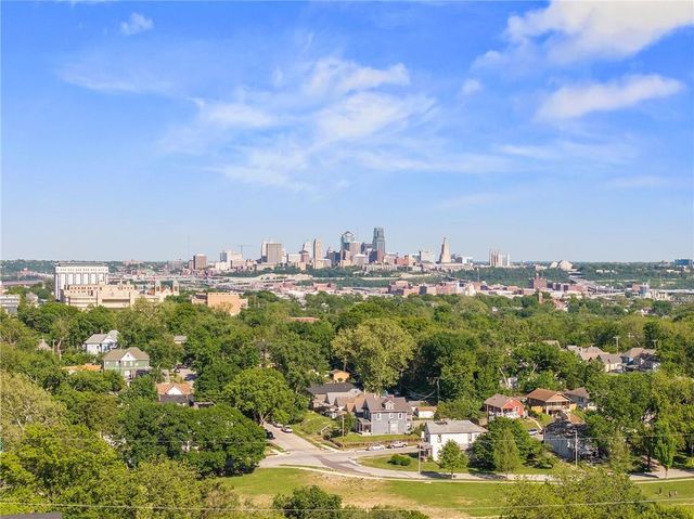 1217 Armstrong Avenue, Kansas City, KS 66102