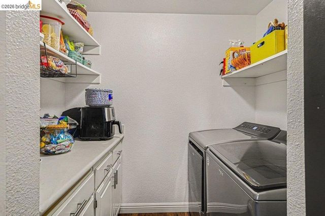 1454 Newhall Pkwy, Concord, CA 94521