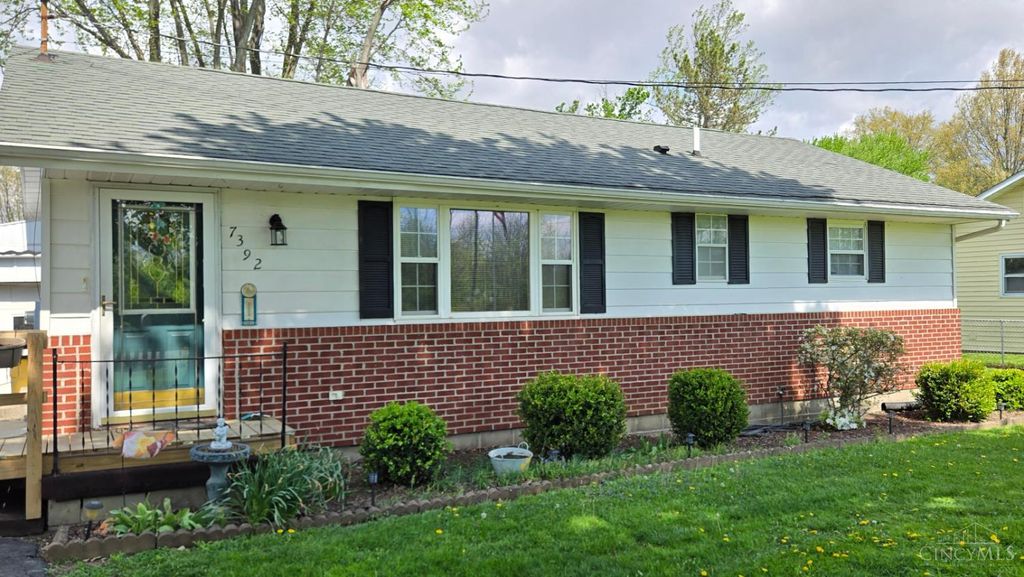 7392 Fairground Road, Blanchester, OH 45107