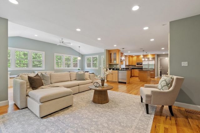 156 Maple Street, Stow, MA 01775