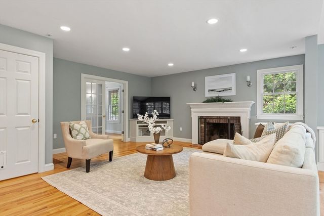 156 Maple Street, Stow, MA 01775