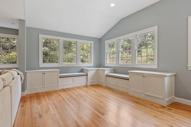 156 Maple Street, Stow, MA 01775