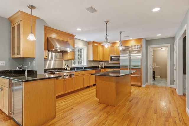 156 Maple Street, Stow, MA 01775